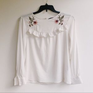 Vero Moda white floral embroidered poufy sleeve L